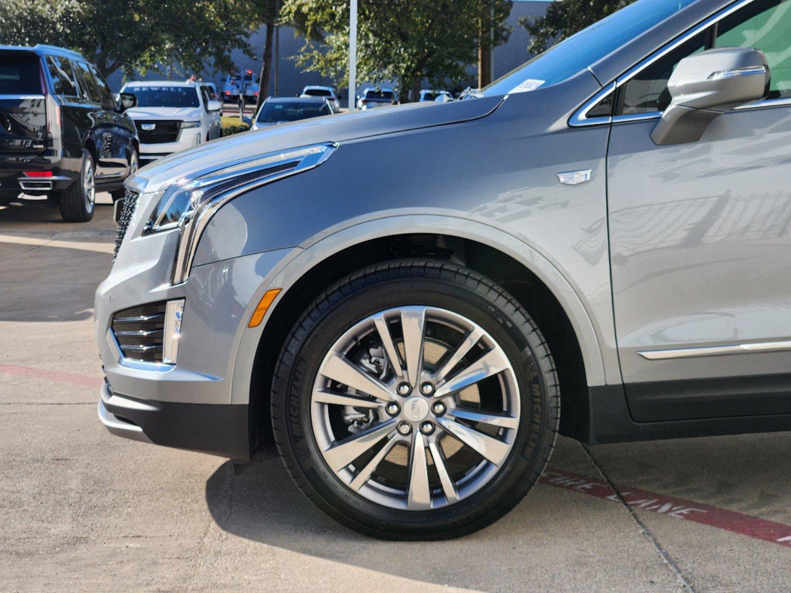 2024 Cadillac XT5 Vehicle Photo in GRAPEVINE, TX 76051-8302