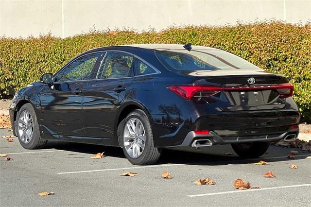 2022 Toyota Avalon XLE photo 6