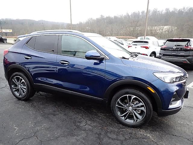 2023 Buick Encore GX Vehicle Photo in ZELIENOPLE, PA 16063-2910