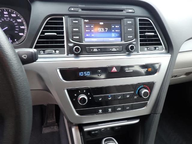 2015 Hyundai SONATA Vehicle Photo in ZELIENOPLE, PA 16063-2910