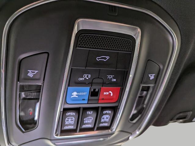 2025 Jeep Grand Cherokee Vehicle Photo in Oshkosh, WI 54901