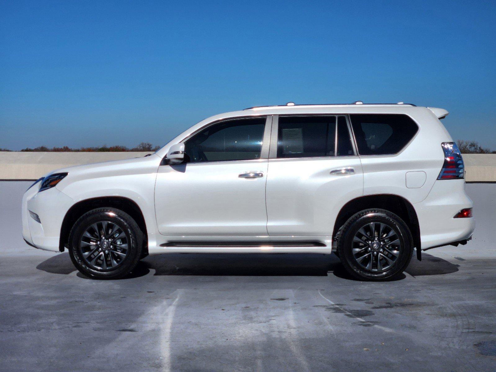 2023 Lexus GX 460 Vehicle Photo in DALLAS, TX 75209