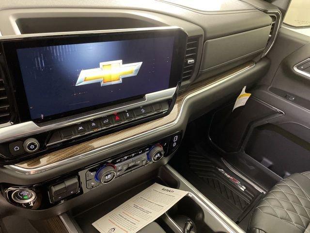 2025 Chevrolet Silverado 1500 Vehicle Photo in PHOENIX, AZ 85014-3381