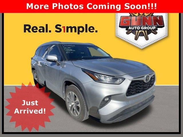 2020 Toyota Highlander Vehicle Photo in SELMA, TX 78154-1460