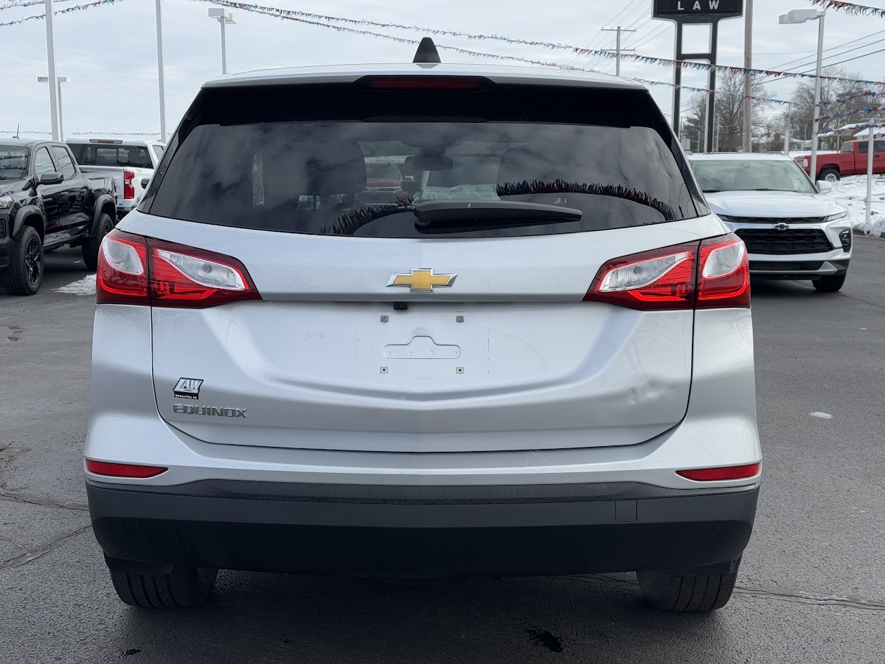 2020 Chevrolet Equinox Vehicle Photo in BOONVILLE, IN 47601-9633