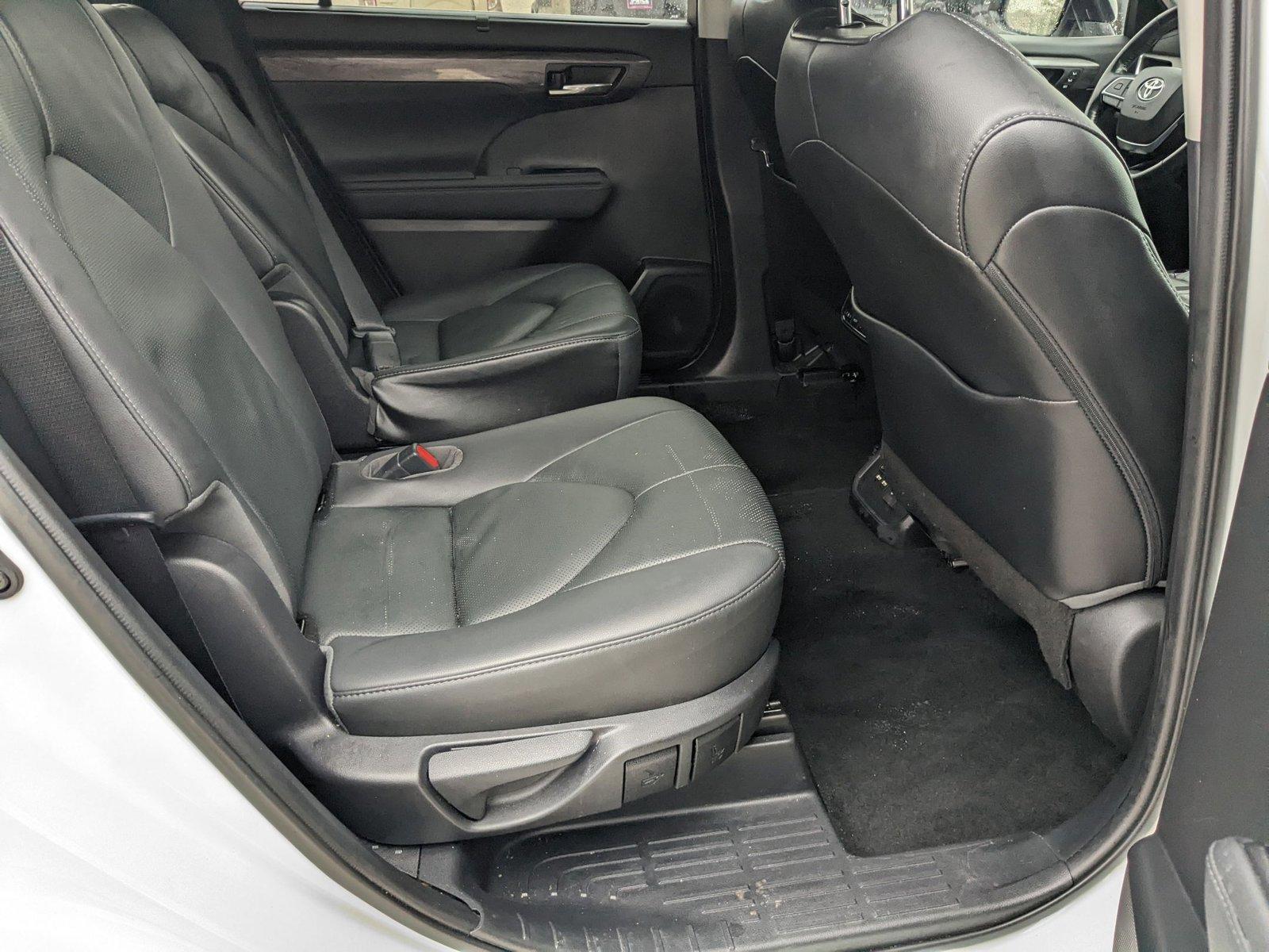 2021 Toyota Highlander Vehicle Photo in Davie, FL 33331