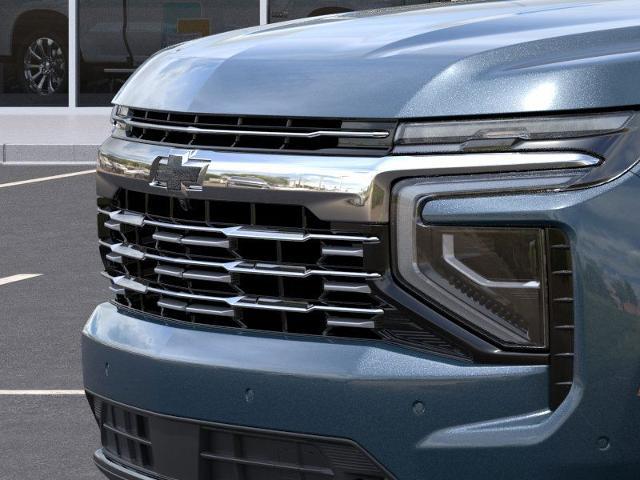 2025 Chevrolet Suburban Vehicle Photo in PEORIA, AZ 85382-3715