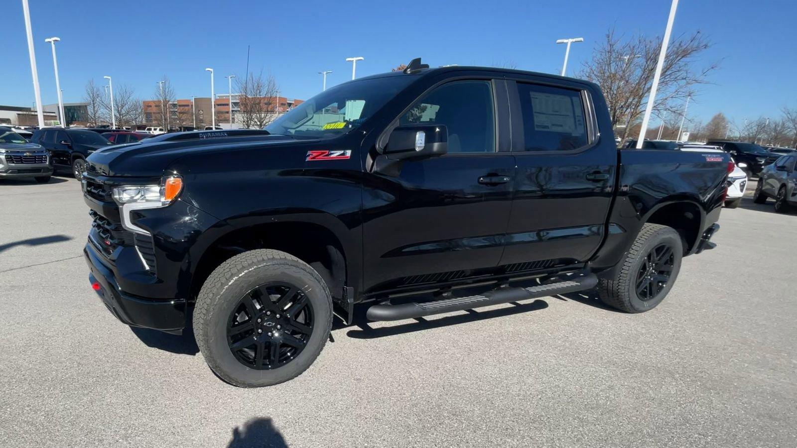 2025 Chevrolet Silverado 1500 Vehicle Photo in BENTONVILLE, AR 72712-4322