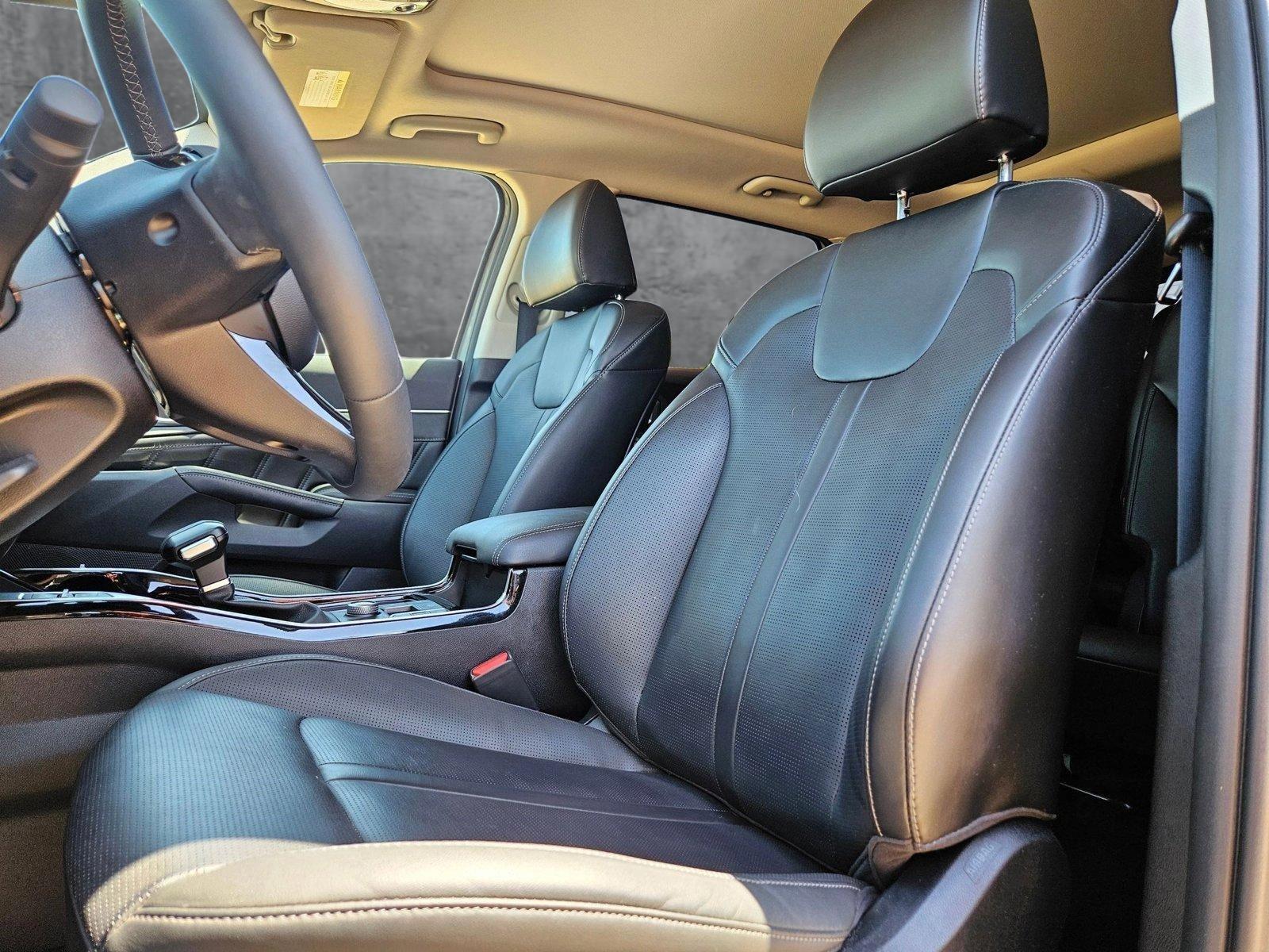 2024 Kia Sorento Vehicle Photo in WACO, TX 76710-2592