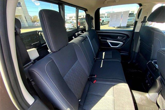 2019 Nissan Titan Vehicle Photo in TOPEKA, KS 66609-0000