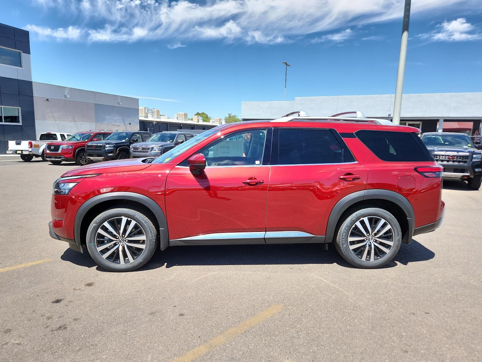 2025 Nissan Pathfinder Vehicle Photo in Albuquerque, NM 87110
