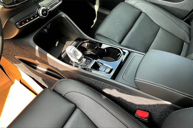 2025 Volvo XC40 Vehicle Photo in Grapevine, TX 76051