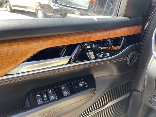 2024 Jeep Grand Wagoneer Vehicle Photo in MEDINA, OH 44256-9631