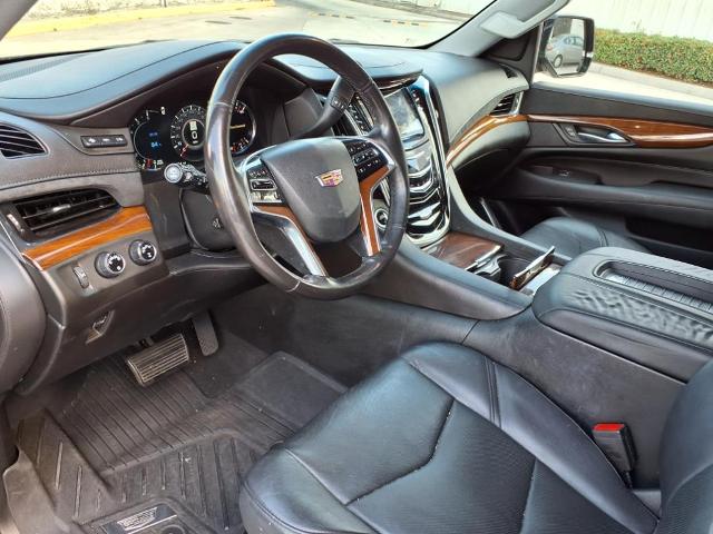 2018 Cadillac Escalade Vehicle Photo in TAMPA, FL 33612-3404