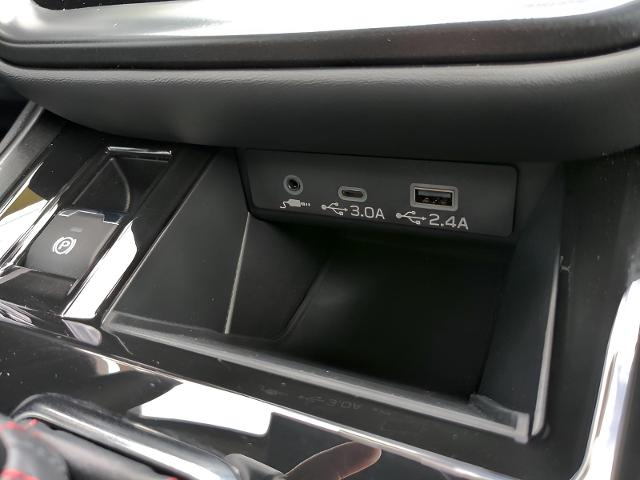 2025 Subaru Legacy Vehicle Photo in Green Bay, WI 54304