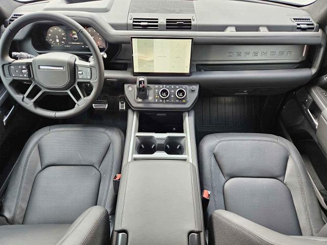 2025 Defender Vehicle Photo in AUSTIN, TX 78717