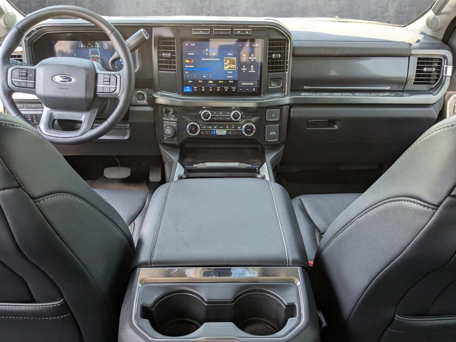 2024 Ford Super Duty F-250 SRW Vehicle Photo in St. Petersburg, FL 33713