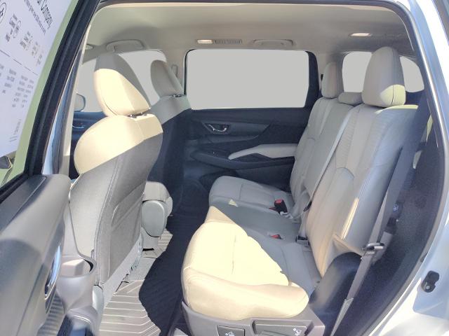 2025 Subaru Ascent Vehicle Photo in Green Bay, WI 54304