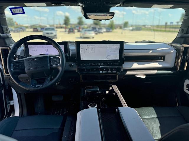 2023 GMC HUMMER EV Pickup Vehicle Photo in San Antonio, TX 78230