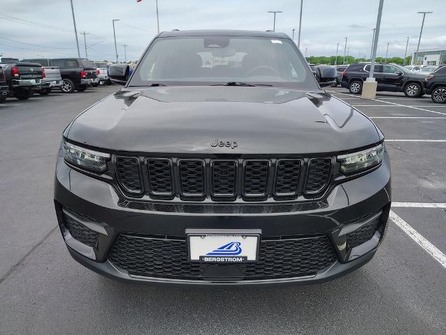 2023 Jeep Grand Cherokee Vehicle Photo in GREEN BAY, WI 54304-5303