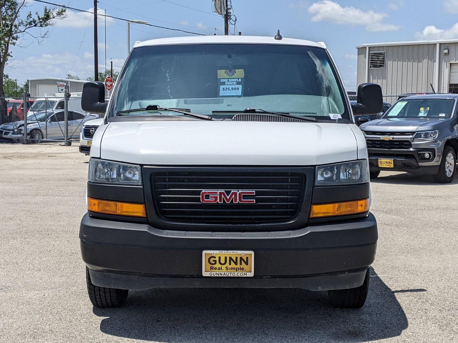 2023 GMC Savana Cargo Van Vehicle Photo in Seguin, TX 78155