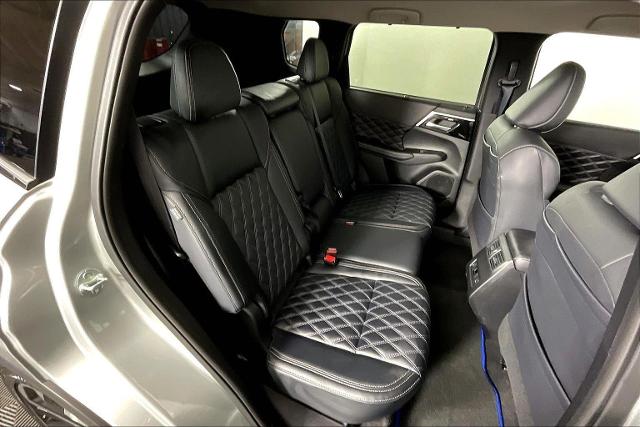2024 Mitsubishi Outlander Plug-In Hybrid Vehicle Photo in Tulsa, OK 74129