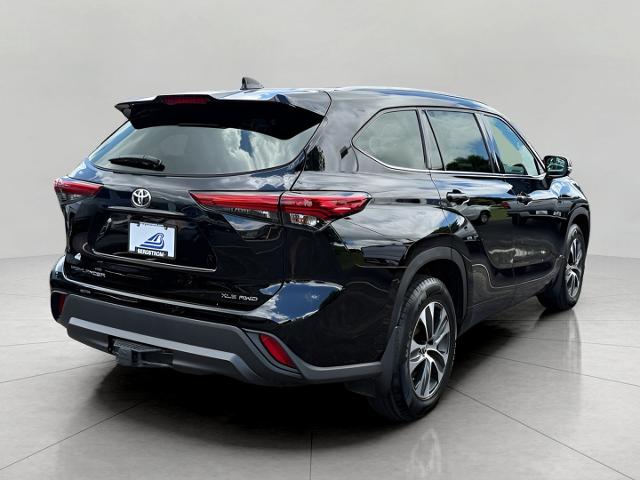 2022 Toyota Highlander Vehicle Photo in MIDDLETON, WI 53562-1492