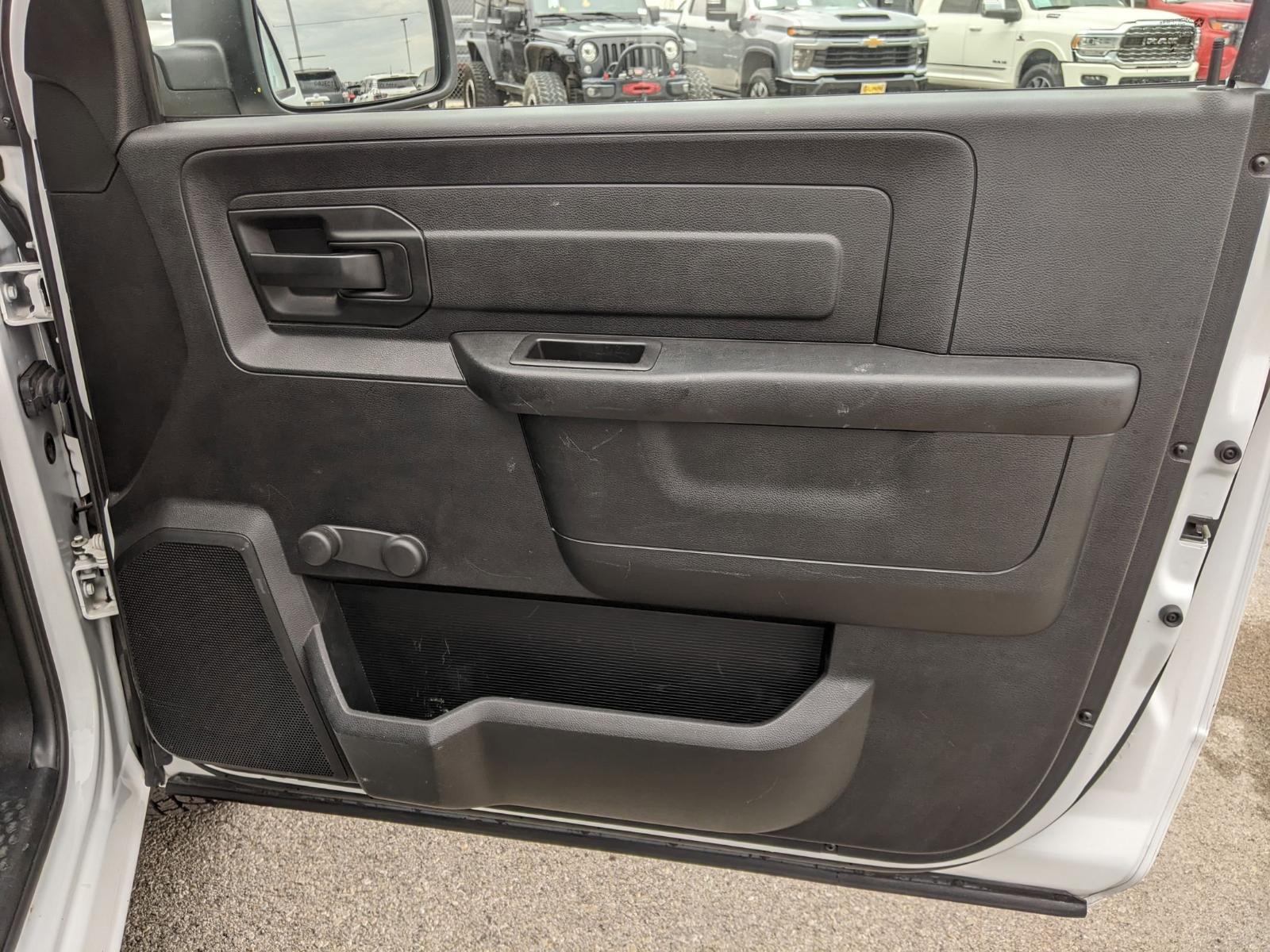 2021 Ram 1500 Classic Vehicle Photo in Seguin, TX 78155
