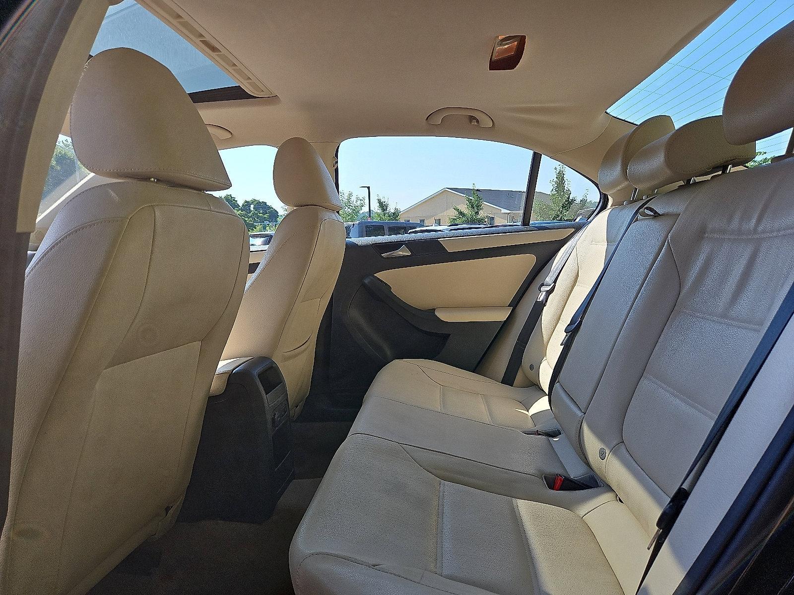 2012 Volkswagen Jetta Sedan Vehicle Photo in Jenkintown, PA 19046