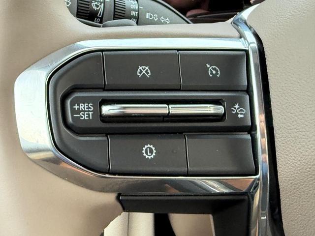 2025 GMC Yukon Vehicle Photo in COLUMBIA, MO 65203-3903