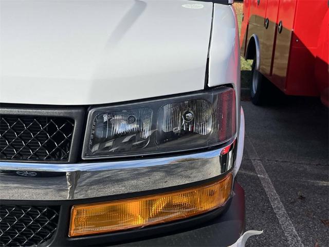 2025 Chevrolet Express Cargo 2500 Vehicle Photo in ALCOA, TN 37701-3235