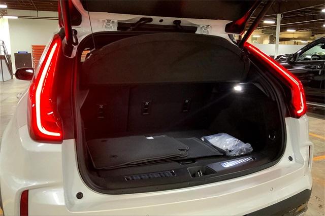 2025 Cadillac XT4 Vehicle Photo in KANSAS CITY, MO 64114-4545