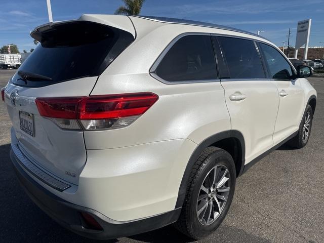 2019 Toyota Highlander Vehicle Photo in VENTURA, CA 93003-8585