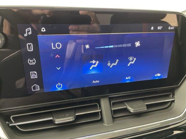 2025 Chevrolet Trax Vehicle Photo in PHOENIX, AZ 85014-3381