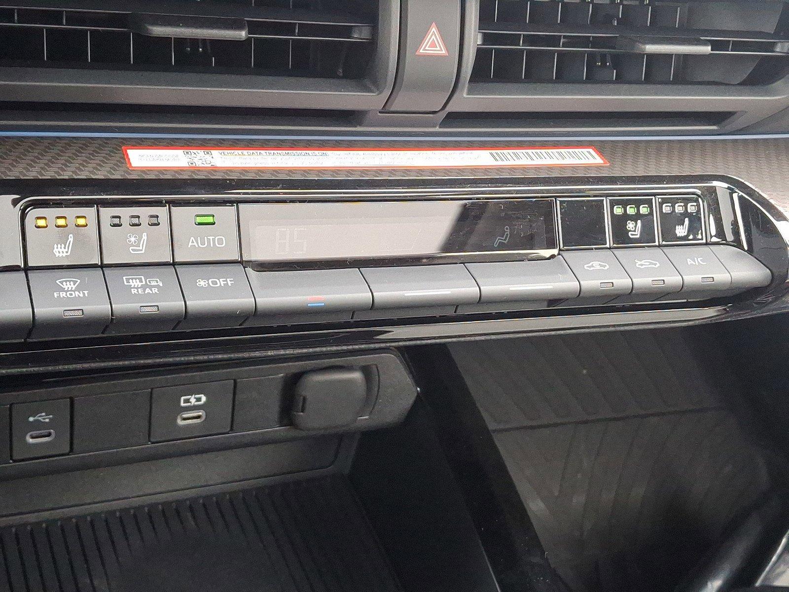 2024 Toyota Prius Vehicle Photo in Harrisburg, PA 17111