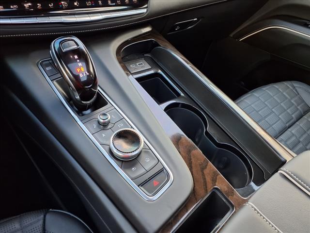 2024 Cadillac Escalade ESV Vehicle Photo in TAMPA, FL 33612-3404