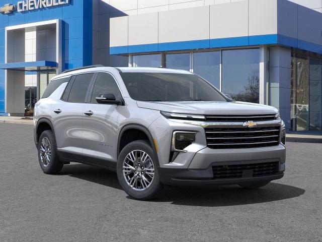2025 Chevrolet Traverse Vehicle Photo in DANBURY, CT 06810-5034