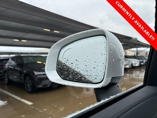 2025 Volvo XC90 Vehicle Photo in Grapevine, TX 76051