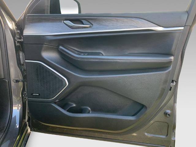 2021 Jeep Grand Cherokee L Vehicle Photo in Savannah, GA 31419