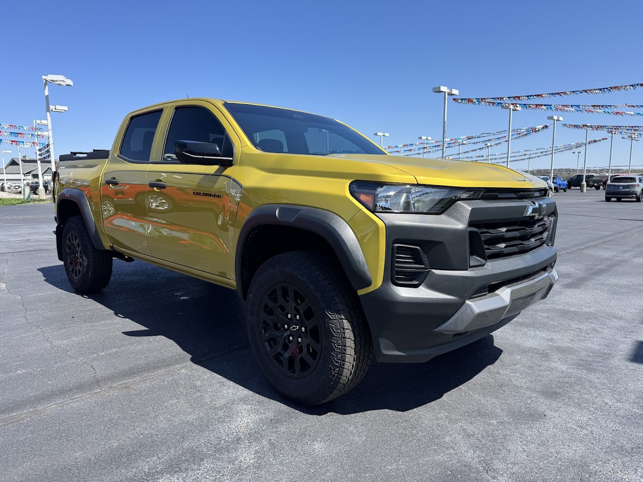 2023 Chevrolet Colorado Vehicle Photo in BOONVILLE, IN 47601-9633