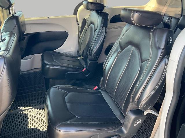 2023 Chrysler Pacifica Vehicle Photo in Kaukauna, WI 54130