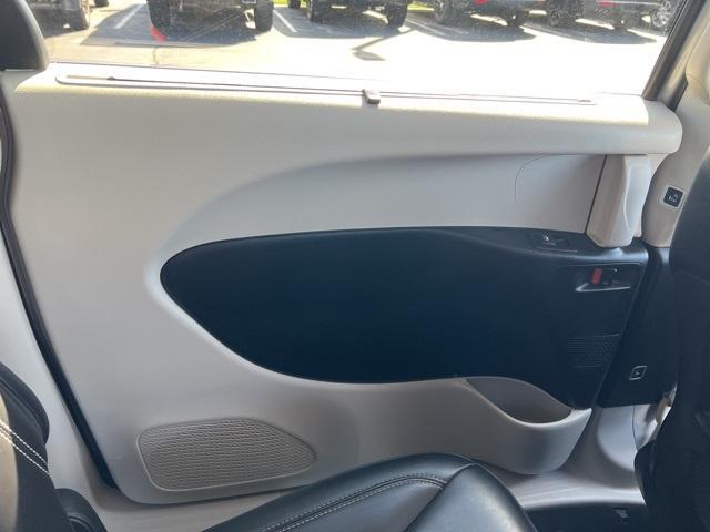 2023 Chrysler Pacifica Vehicle Photo in GREEN BAY, WI 54304-5303