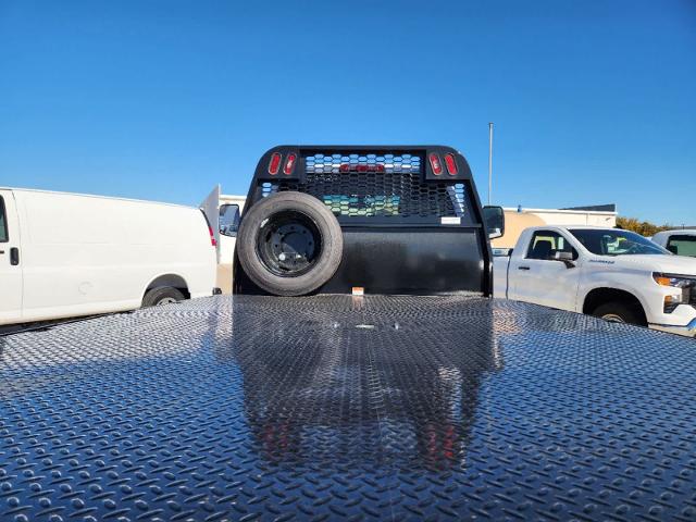 2024 Chevrolet Silverado Chassis Cab Vehicle Photo in LEWISVILLE, TX 75067