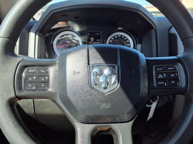 2019 Ram 1500 Classic Vehicle Photo in EMPORIA, VA 23847-1235