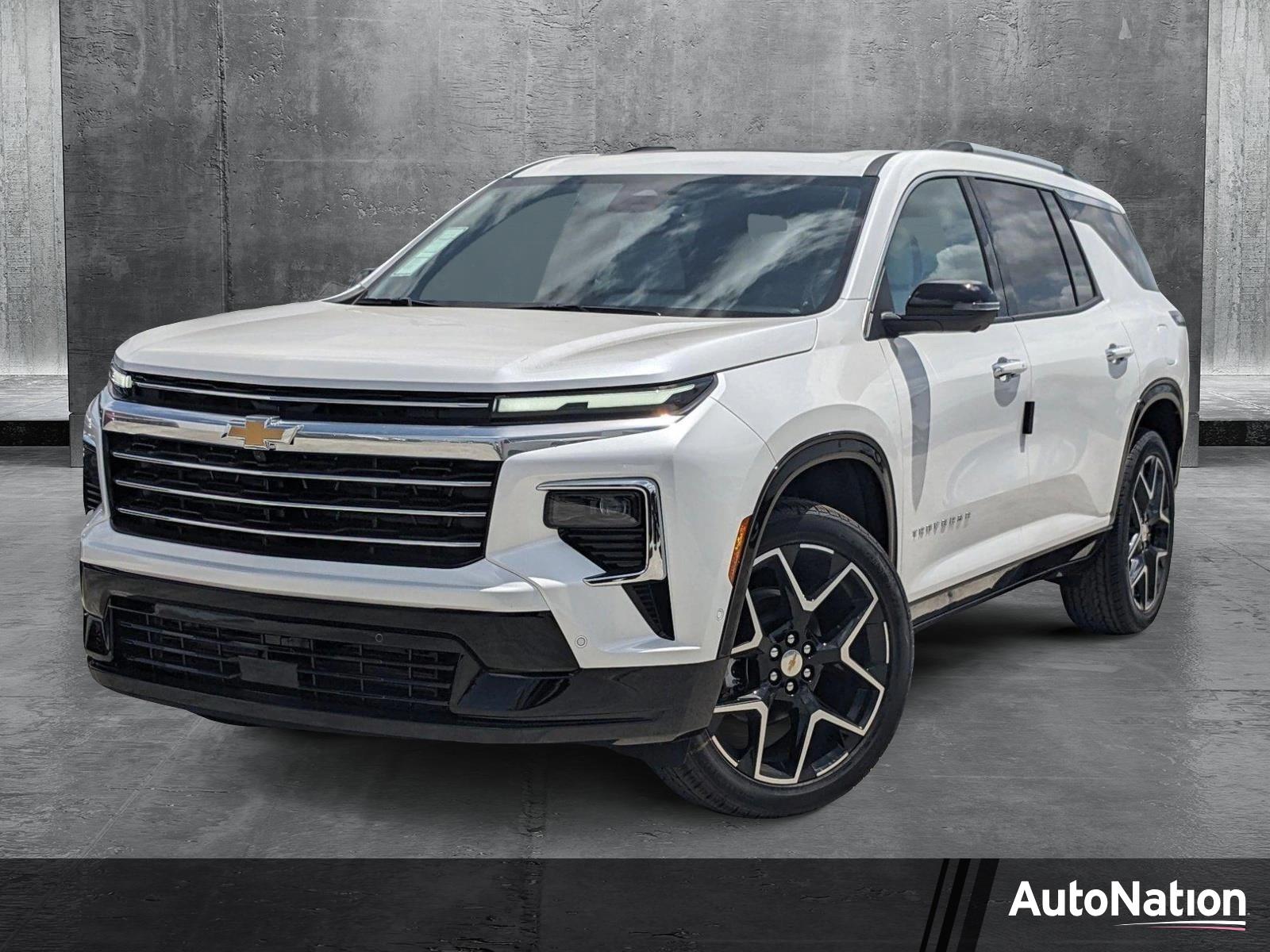 2025 Chevrolet Traverse Vehicle Photo in PEMBROKE PINES, FL 33024-6534