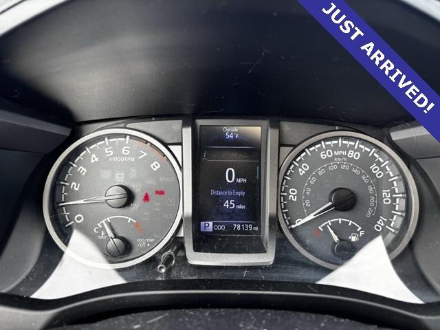 2017 Toyota Tacoma Vehicle Photo in Puyallup, WA 98371