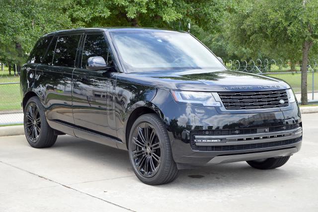 2025 Range Rover Vehicle Photo in Houston, TX 77090
