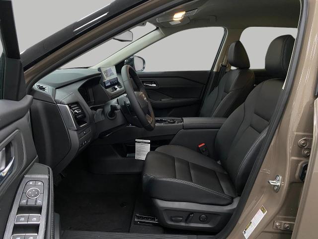 2025 Nissan Rogue Vehicle Photo in Appleton, WI 54913