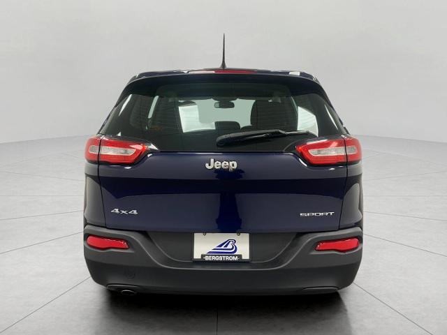 2016 Jeep Cherokee Vehicle Photo in Appleton, WI 54913