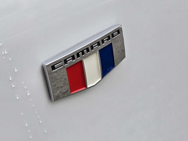 2021 Chevrolet Camaro Vehicle Photo in DENTON, TX 76210-9321